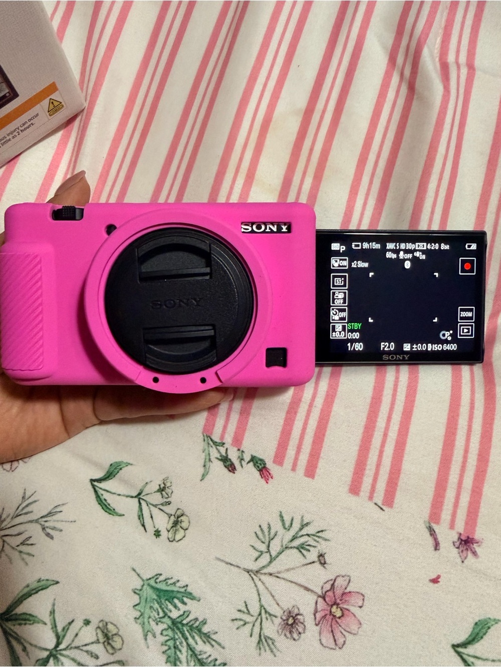 Sony Black Compact Digital Camera with Flip-Out LCD - Picture 4 of 6